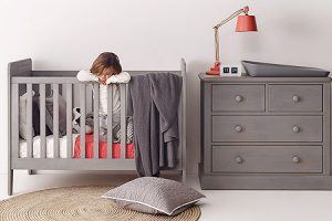 Buying Changing Tables with Drawer